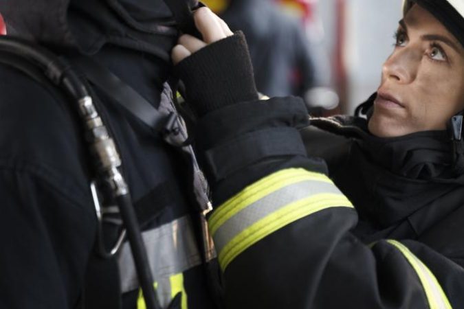 PROCEDIMENTOS DE EMERGÊNCIA – COMBATE A INCÊNDIOS E EVACUAÇÃO